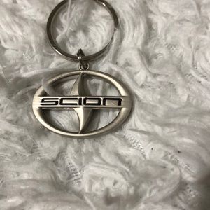 Scion metal silver chain